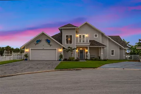 5930 Bikini Way N, Saint Pete Beach, FL 33706
