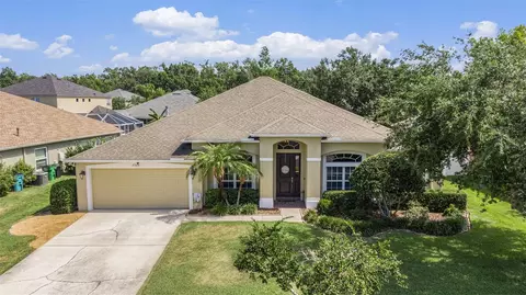 27014 Fordham Dr, Wesley Chapel, FL 33544