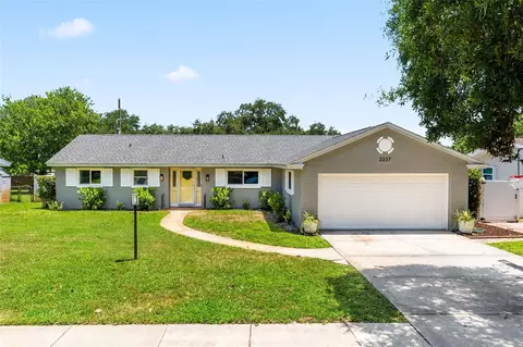 2237 Glenmoor Rd S, Clearwater, FL 33764
