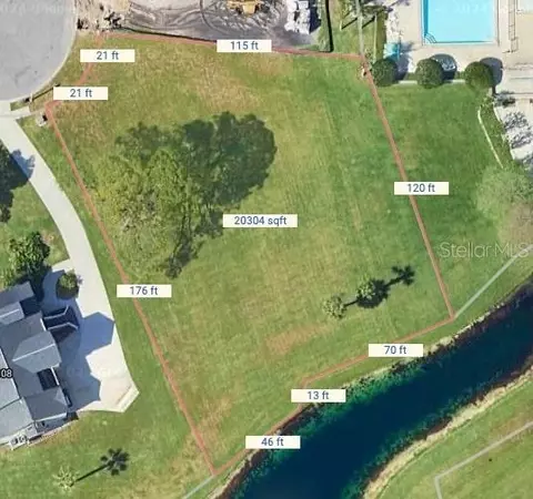 Otter Court, Tarpon Springs, FL 34689
