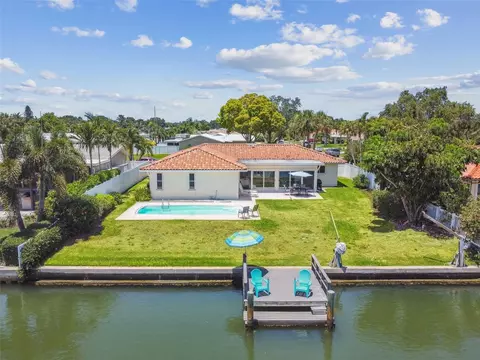 3850 46th Ave S, Saint Petersburg, FL 33711