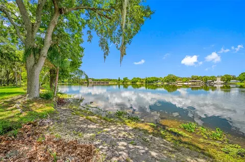 7194 E Bank Dr #106, Tampa, FL 33617