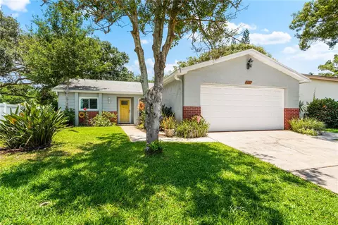 2556 Elderberry Dr, Clearwater, FL 33761