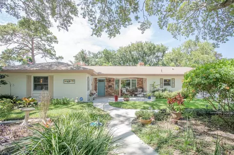 229 57th Ave S, Saint Petersburg, FL 33705