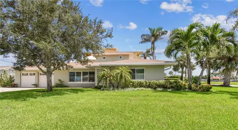 3101 Hibiscus Dr W, Belleair Beach, FL 33786