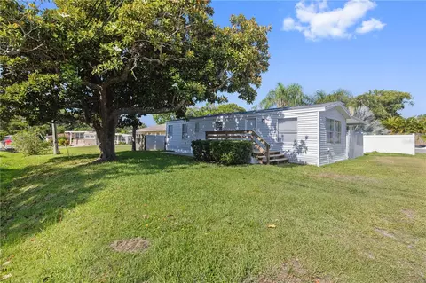 730 Mac Crillus Rd, Largo, FL 33770
