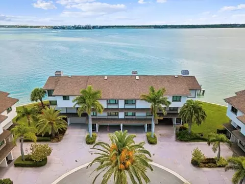 175 Marina Del Rey Ct, Clearwater Beach, FL 33767