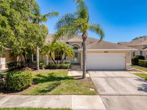 859 Michele Cir, Dunedin, FL 34698