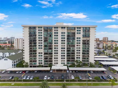 400 Island Way #809, Clearwater Beach, FL 33767