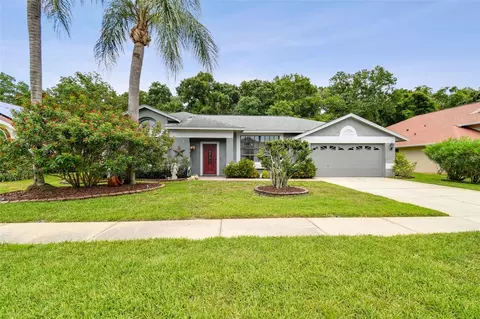 887 Crestridge Cir, Tarpon Springs, FL 34688