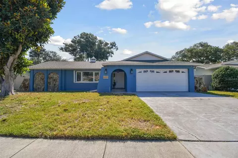 8317 Monarch Cir, Seminole, FL 33772