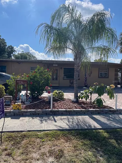 4705 Town N Country Blvd, Tampa, FL 33615