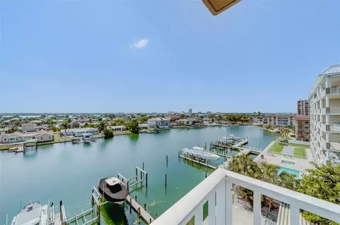 223 Island Way #6E, Clearwater Beach, FL 33767