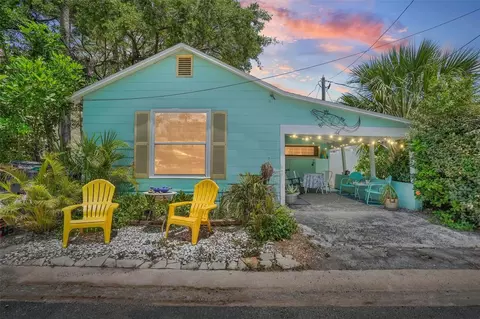 40 79th Ter, Treasure Island, FL 33706