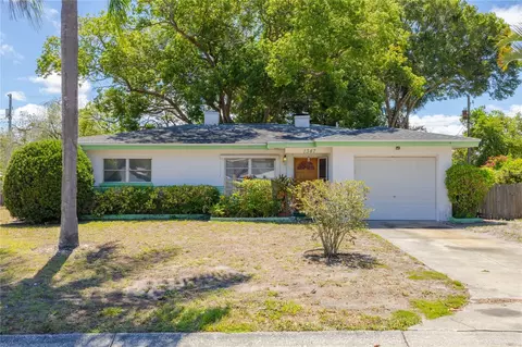 1347 Buckingham Dr, Clearwater, FL 33756