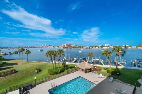 650 Island Way #404, Clearwater, FL 33767