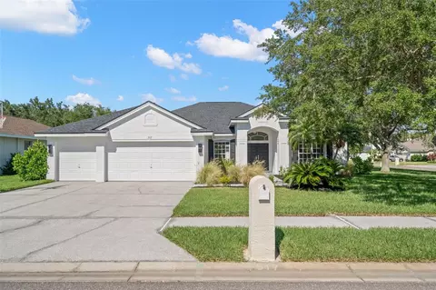517 Lakewood Dr, Oldsmar, FL 34677