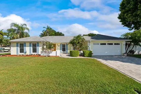 8900 Merrimoor Blvd, Seminole, FL 33777