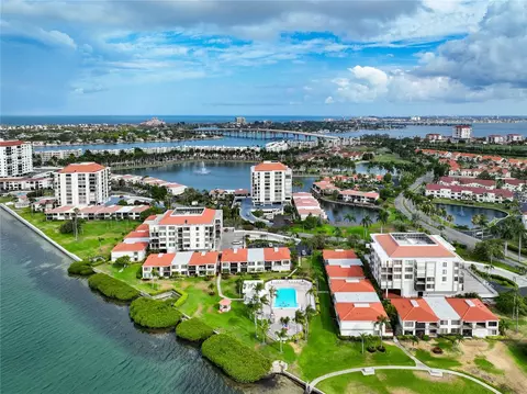 6294 Bahia Del Mar Cir #302, Saint Petersburg, FL 33715