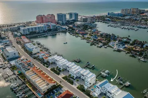 176 Brightwater Dr #1, Clearwater, FL 33767