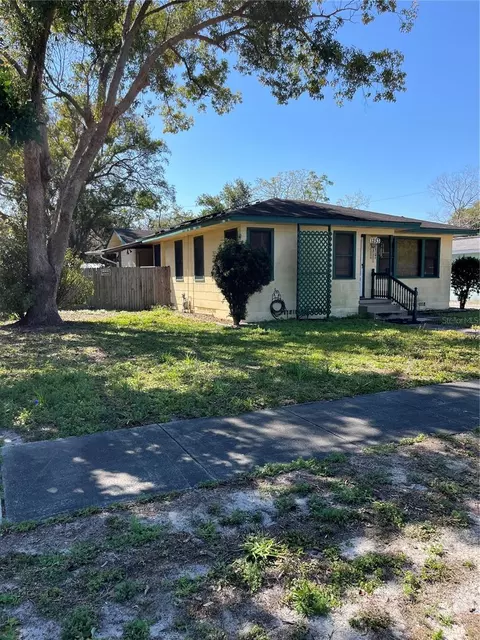 1253 Woodlawn Ter, Clearwater, FL 33755