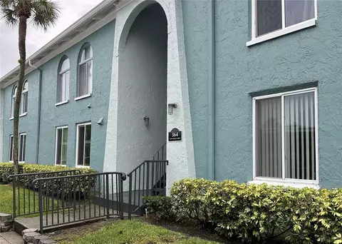 364 115th Ave N #2, Saint Petersburg, FL 33716