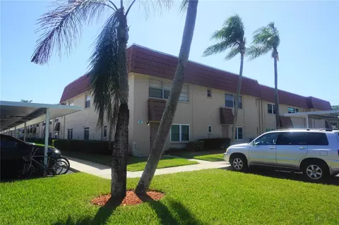 10039 62nd Ave N #18, Saint Petersburg, FL 33708