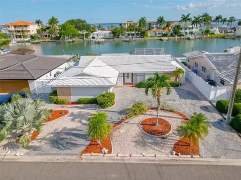 790 Capri Blvd, Treasure Island, FL 33706