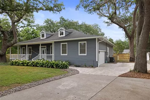 2351 NE Coachman Rd, Clearwater, FL 33765