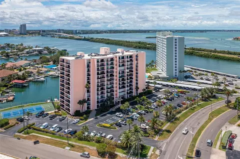 51 Island Way #102, Clearwater Beach, FL 33767