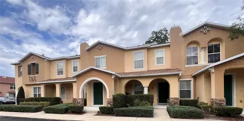 8113 Silent Creek Dr, Tampa, FL 33615