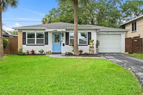 1885 Shore Acres Blvd NE, Saint Petersburg, FL 33703