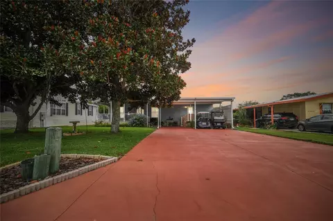 185 Colonial Blvd #25, Palm Harbor, FL 34684