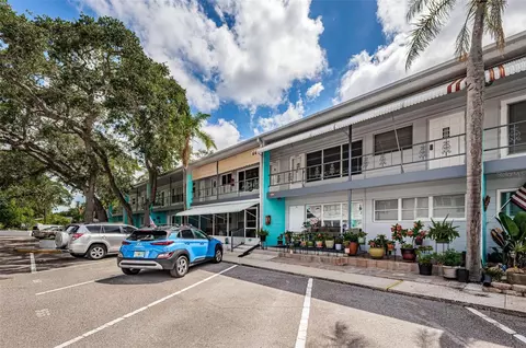 4151 55th Way N #1054, Kenneth City, FL 33709