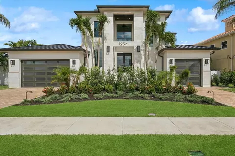 1254 Cordova Blvd NE, Saint Petersburg, FL 33704