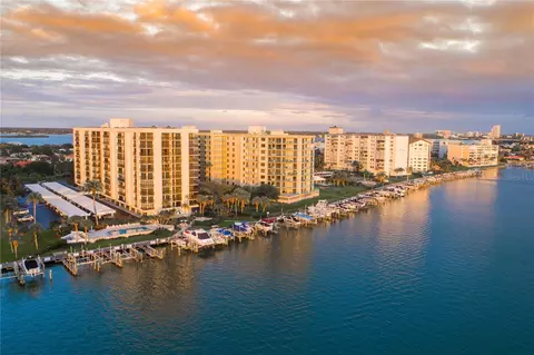690 Island Way #1102, Clearwater Beach, FL 33767