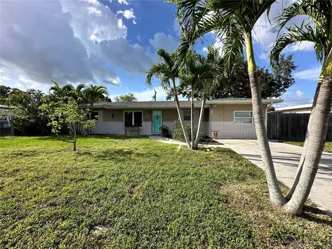 1859 67th Ave N, Saint Petersburg, FL 33702