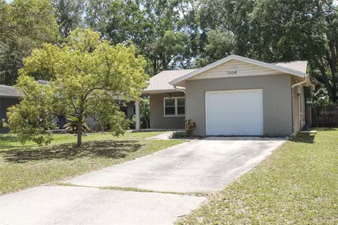 7034 2nd St N, Saint Petersburg, FL 33702