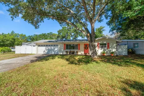 9912 109th St, Seminole, FL 33772