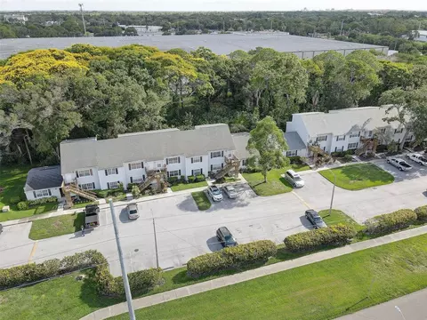 5649 67th Ave N #215, Pinellas Park, FL 33781
