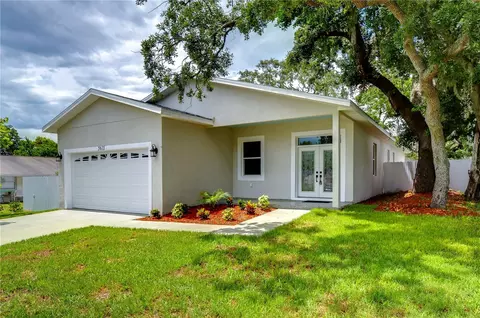 5611 Cheyenne Dr, Holiday, FL 34690