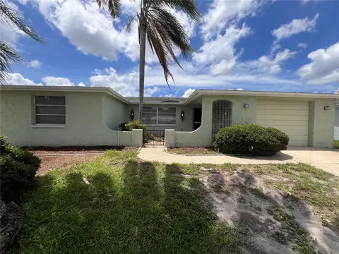 7220 Potomac Dr, Port Richey, FL 34668