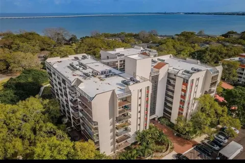 2699 Seville Blvd #807, Clearwater, FL 33764