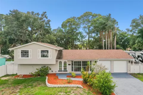 7104 Gateway Ct, Tampa, FL 33615