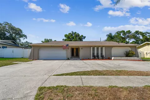 11737 96th Pl, Seminole, FL 33772