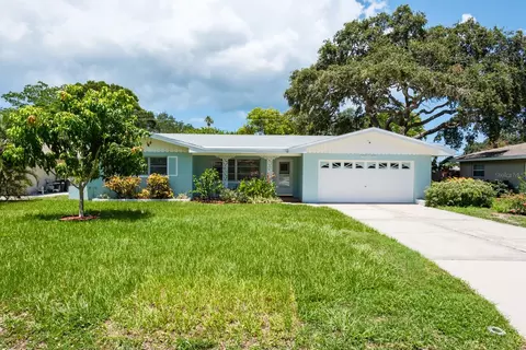 1868 Bellemeade Dr, Clearwater, FL 33755
