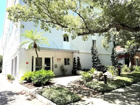 210 5th Ave S #304, Saint Petersburg, FL 33701