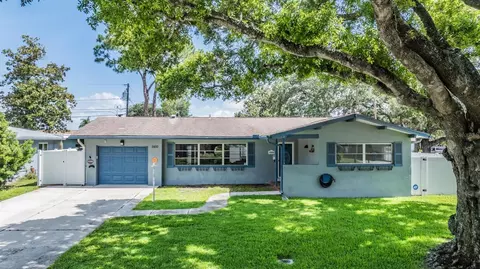 3493 Keene Park Dr, Largo, FL 33771