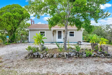 17134 Harmony Dr, Hudson, FL 34667