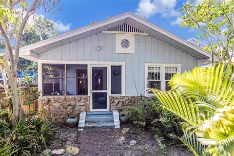 3000 51st St S, Gulfport, FL 33707